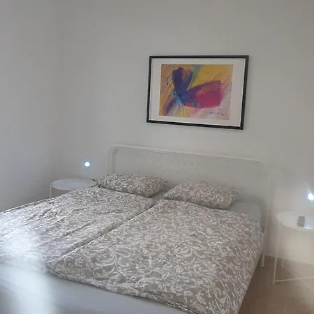 Apartament - Pine Diklo