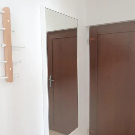 - Pine Diklo * Zadar