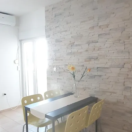 Apartamento - Pine Diklo Zadar
