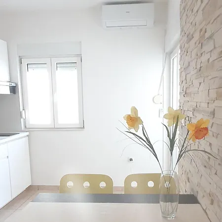 Appartement - Pine Diklo Zadar