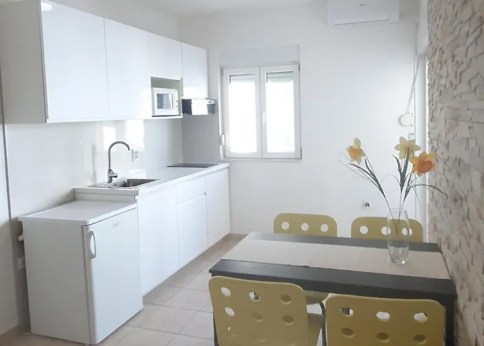 Διαμέρισμα - Pine Diklo *